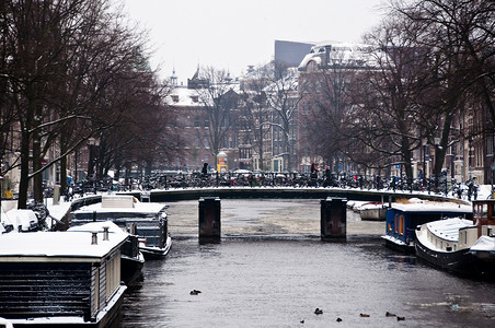阿姆斯特丹运河与船屋