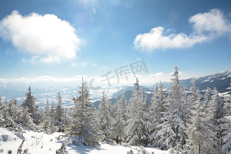 冬天山风景