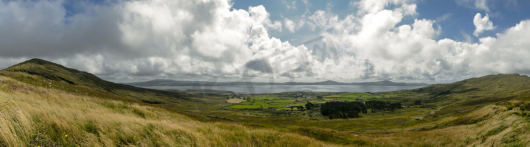 羊头素描摄影照片_爱尔兰风景，羊头半岛