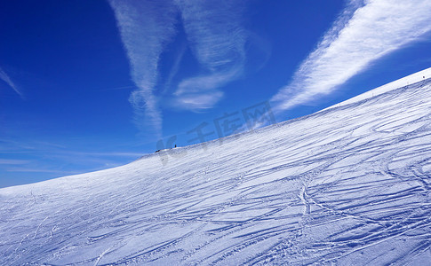 铁力士山滑雪雪山