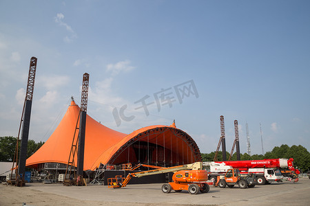 罗斯基勒音乐节 2016 - 正在建设中的橙色舞台