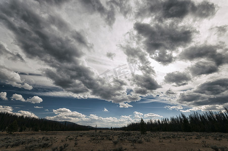 云落摄影照片_在落基山脉国家公园的风景