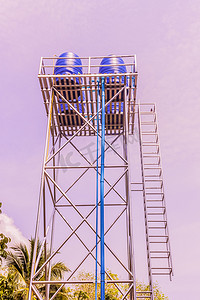 地方钢制水箱塔，由政府，在农村