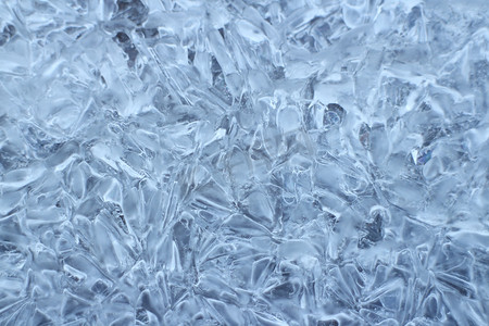 结冰的水摄影照片_大冰晶结冰的水