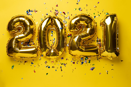 2021年新年概念金箔气球和糖果的数字