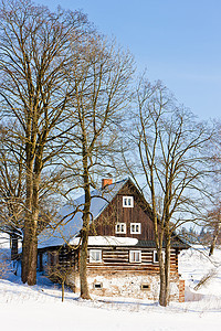 冬天房屋下雪摄影照片_