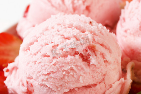 草莓冰淇淋的细节
