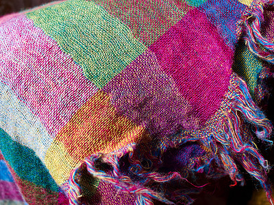 色彩缤纷的民族梭织面料材质布