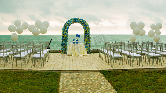 海滩婚礼拱门