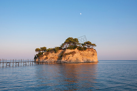日落时的浮雕岛，希腊扎金托斯