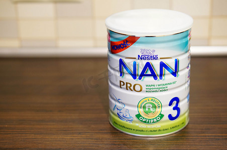 奶粉指南摄影照片_Nan Pro 3婴儿奶粉