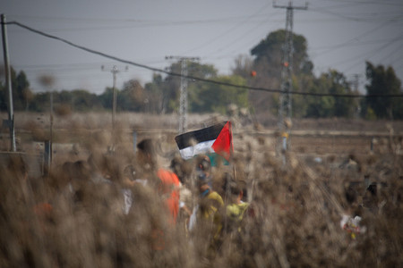边境围栏摄影照片_巴勒斯坦 - 动乱 - 加沙地带
