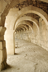 阿斯潘多斯古剧院的石拱门
