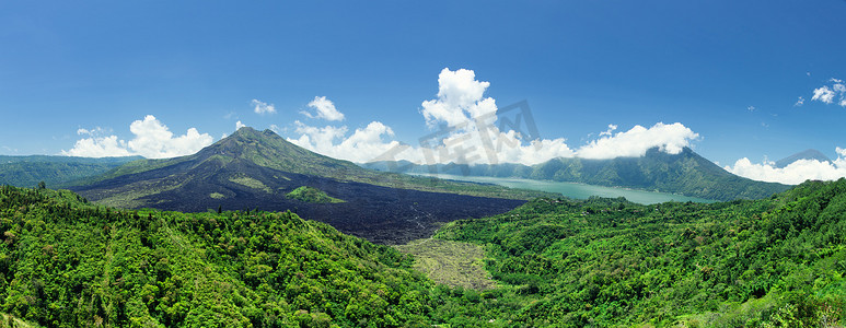 巴图尔火山