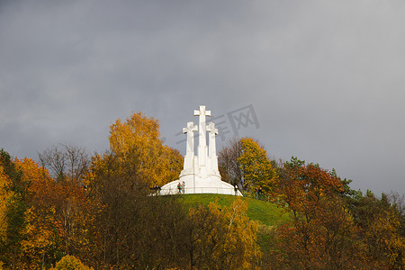 立陶宛维尔纽斯山上的树十字架