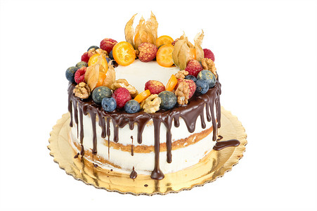 裸蛋糕与水果隔离在白色