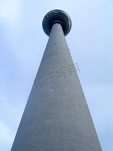 柏林亚历山大广场的 Fernsehturm（电视塔）