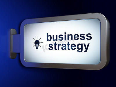 财务概念： 商业战略和广告牌背景上的灯泡