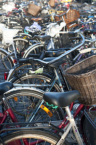 生态城市自行车停车场