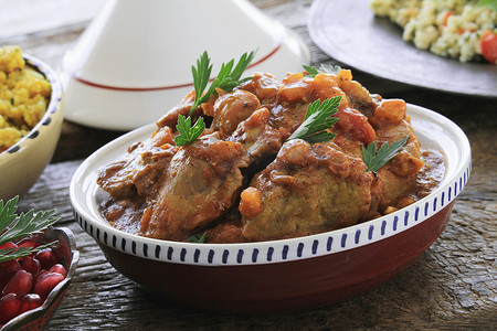 大豆食品摄影照片_摩洛哥羊肉的tagine
