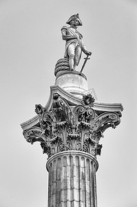 伦敦特拉法加广场的纳尔逊雕像