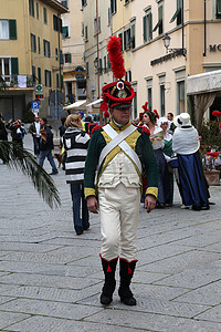 拿破仑抵达意大利厄尔巴岛费拉约港 200 周年