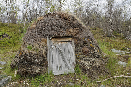 萨米人营地的山羊小屋 (gaicagoahti)