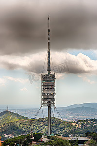 Tibidabo 山上的 Collserola 塔，巴塞罗那，加泰罗尼亚，温泉