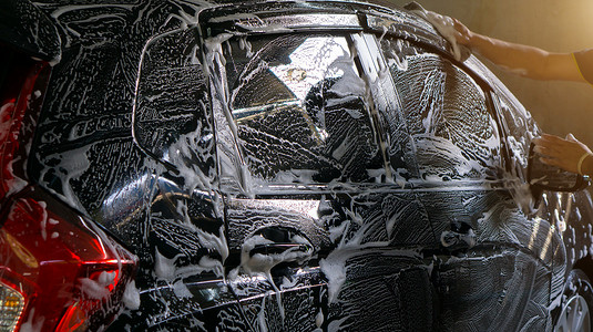 黑色洗车用肥皂的选择性焦点