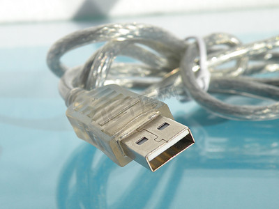 USB 线和电缆隔离