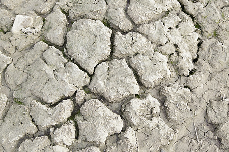 土壤侵蚀摄影照片_干旱导致土壤干涸