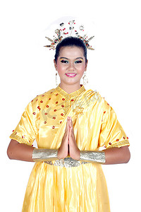 穿着传统土著部落婆罗洲的亚洲年轻女孩的画像