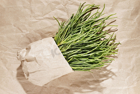 一堆 salsola soda -agretti -in bag