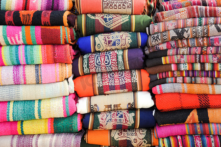 Humahuaca 市场的服装纺织品工艺品