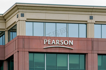 皮尔逊 PLC 办公楼