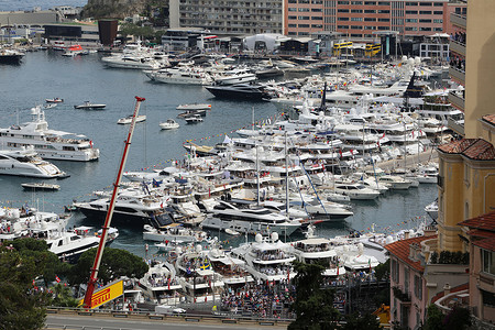 许多观众从 Yac 观看 F1 摩纳哥大奖赛 2016
