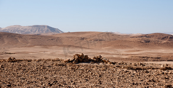 犹地亚石漠