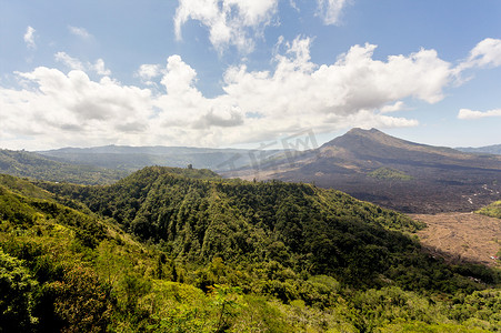 巴图尔火山和阿贡山，巴厘岛