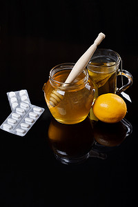 蜂蜜、茶和药