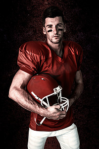 带头盔的橄榄球运动员肖像的合成图像