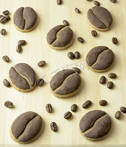 咖啡咖啡豆面包摄影照片_咖啡饼干