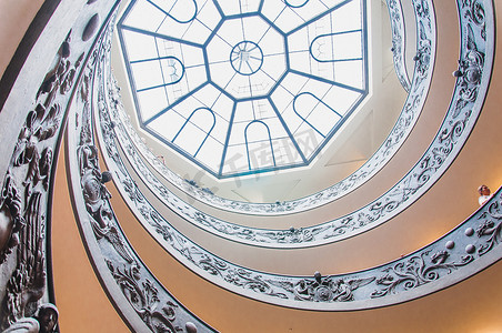 梵蒂冈博物馆布拉曼特楼梯