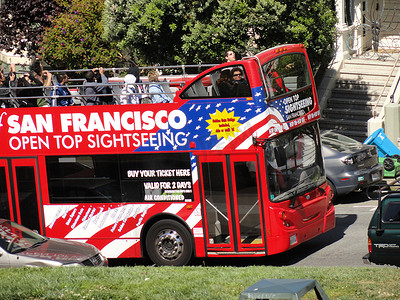 旧金山观光巴士