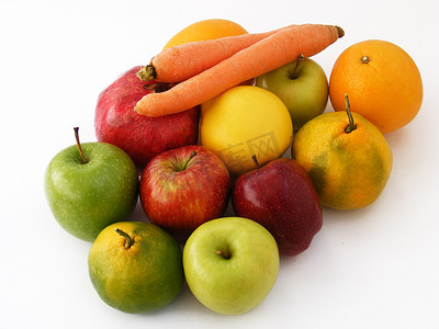 最新最漂亮的冬季水果，苹果，榅桲，橙子，胡萝卜，石榴，图片