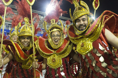 桑巴舞摄影照片_巴西 - 里约热内卢 - 狂欢节