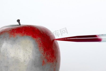 基因编辑摄影照片_更好的红苹果