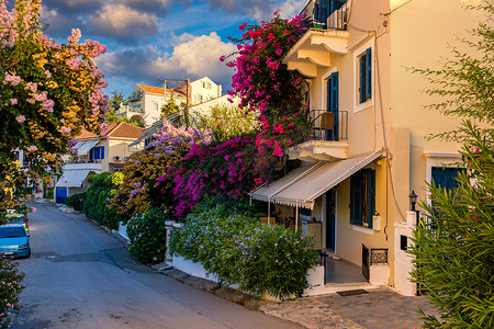 菲洛摄影照片_希腊凯法利尼亚岛菲斯卡多村。