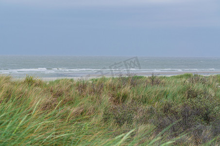 电商活动闪屏摄影照片_风雨如磐的北海在荷兰。