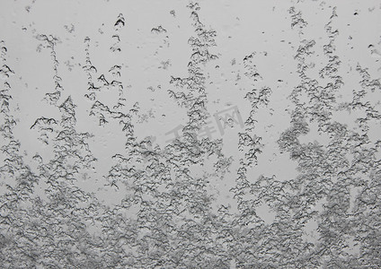 雪窗户摄影照片_窗内融化的雪背景