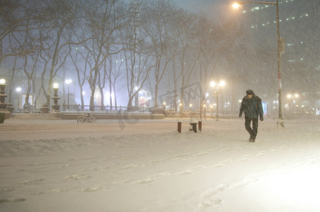曼哈顿摄影照片_纽约市 - 曼哈顿 - 冬季风暴乔纳斯 - 天气 - 雪